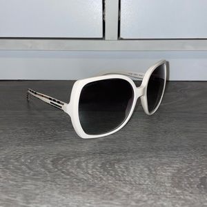 White Oversized Burberry Sunglasses